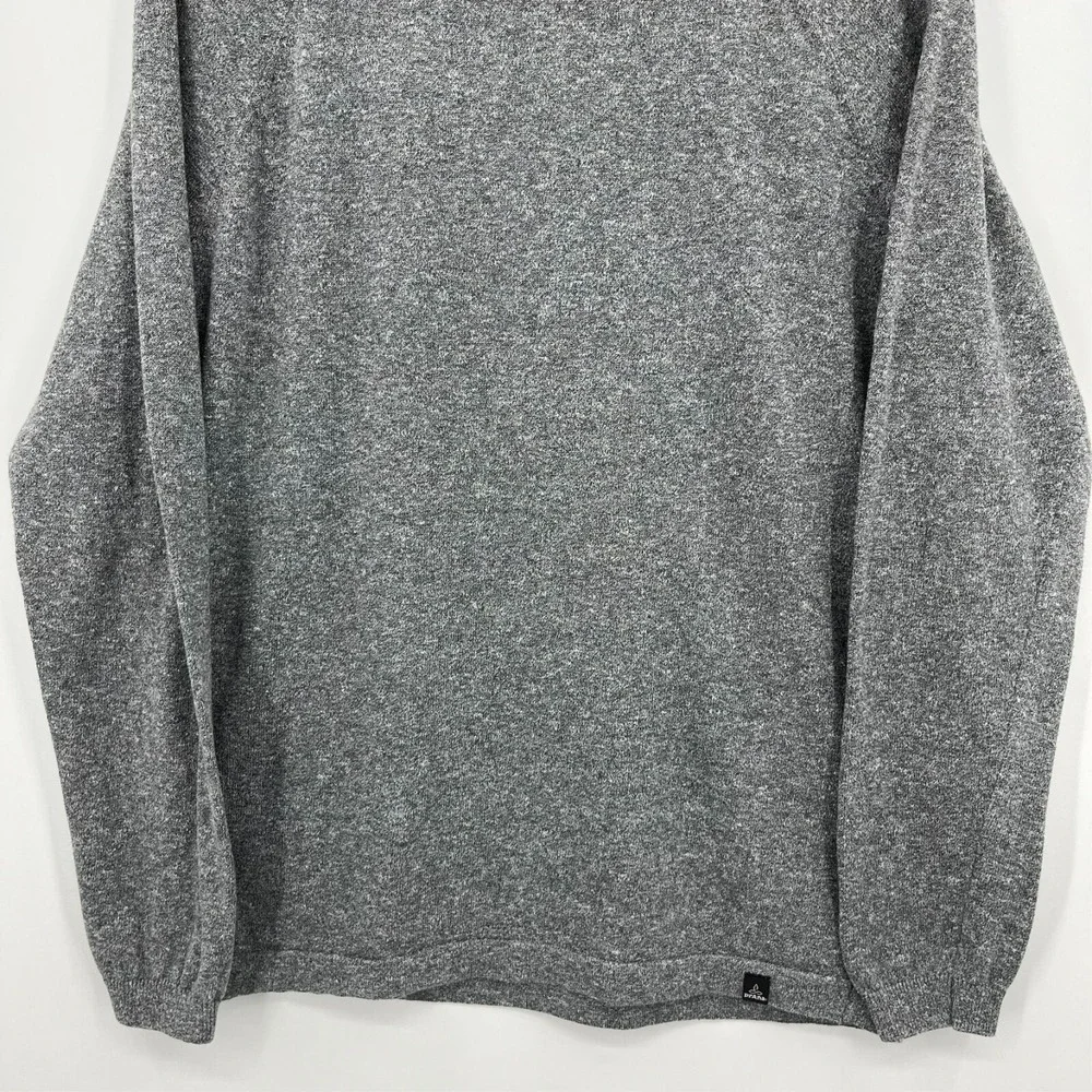prAna Organic Cotton Knit Sweater Men's M Gray Crew Neck Pullover Logo